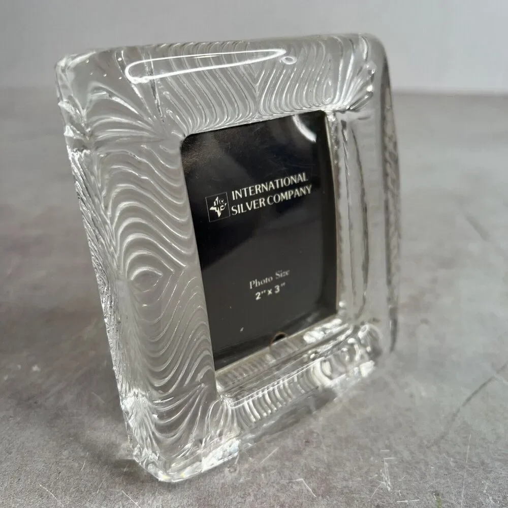 International Silver Company Crystal Picture Frame‎ 2”X 3”
